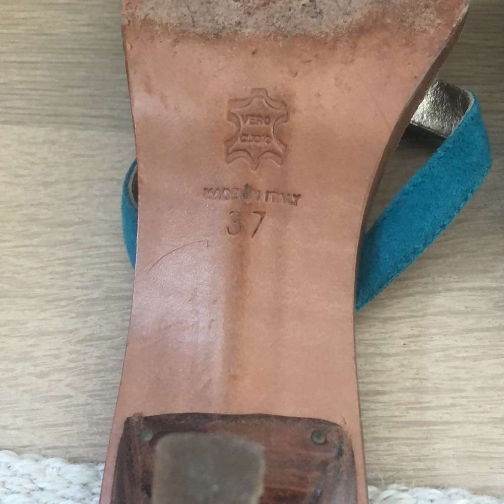 Miss Trish of Capri starfish kitten heel sandal - Picture 6 of 6
